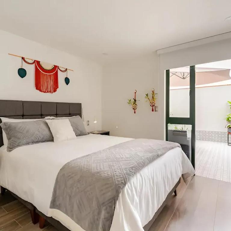 Premiere apartment in the heart of Barranco, a block away from Central restaurant - One-Bedroom Apartment - 9