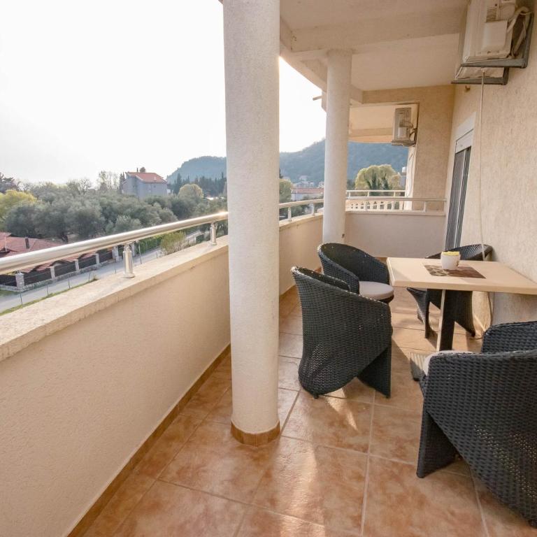 Sea Whisper Apartment - One-Bedroom Apartment - 12
