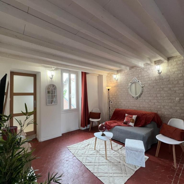 MAGNIFIQUE DUPLEXE calme et climatisé, à 2 pas d'intra muros - One-Bedroom Apartment - 9
