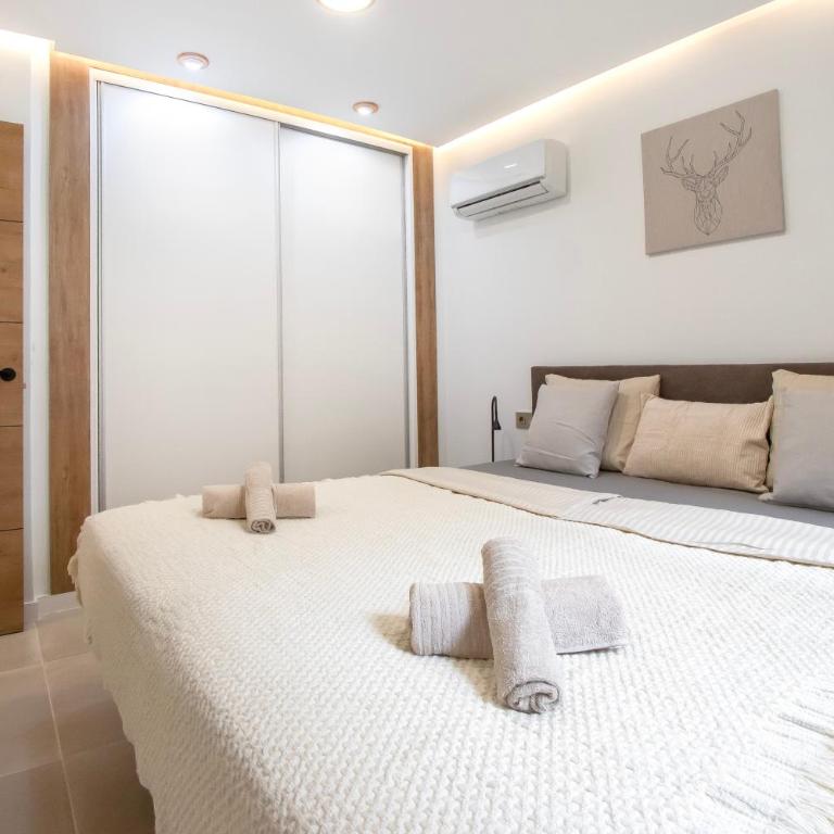 Newly renovated, luxurious apartment with a heated pool - by TENERIFEHINTS - Casa - 24
