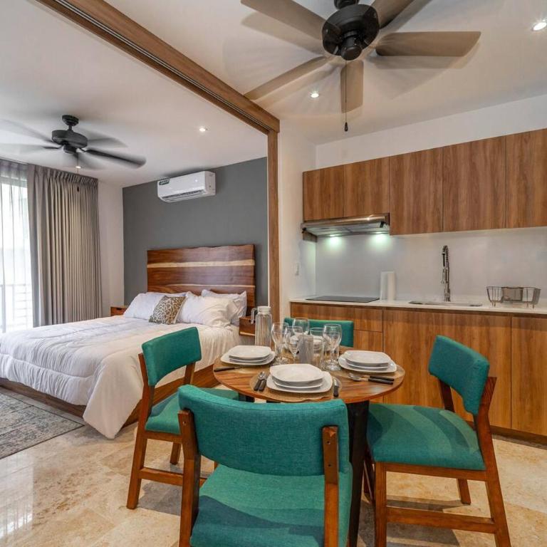 King Suite with Balcony, Gym and Rooftop Pool - Apartamento - 9