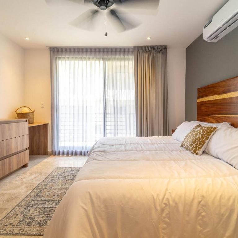 King Suite with Balcony, Gym and Rooftop Pool - Apartamento - 20