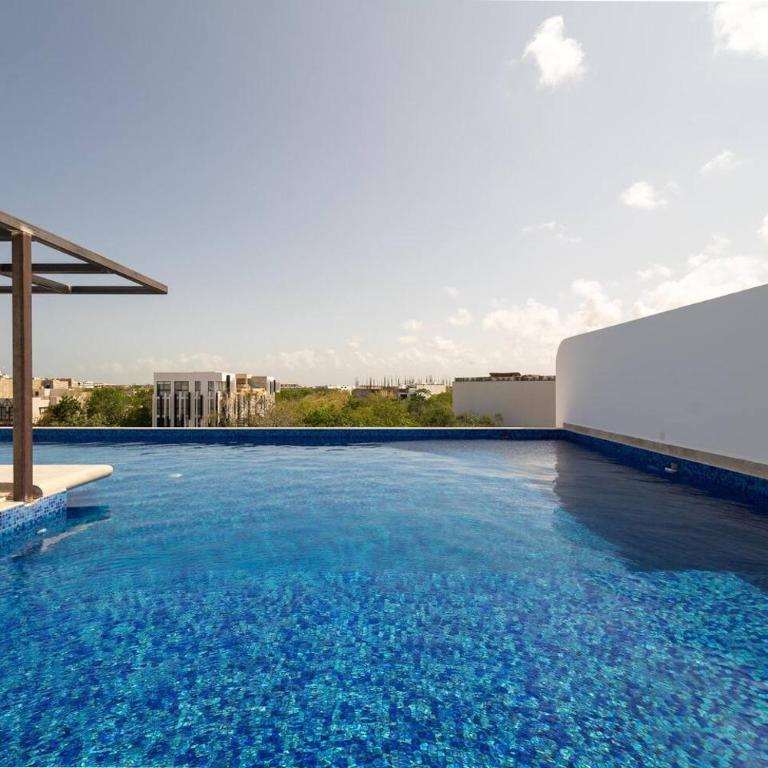 King Suite with Private Balcony, Rooftop Pool, Gym - Apartamento - 25