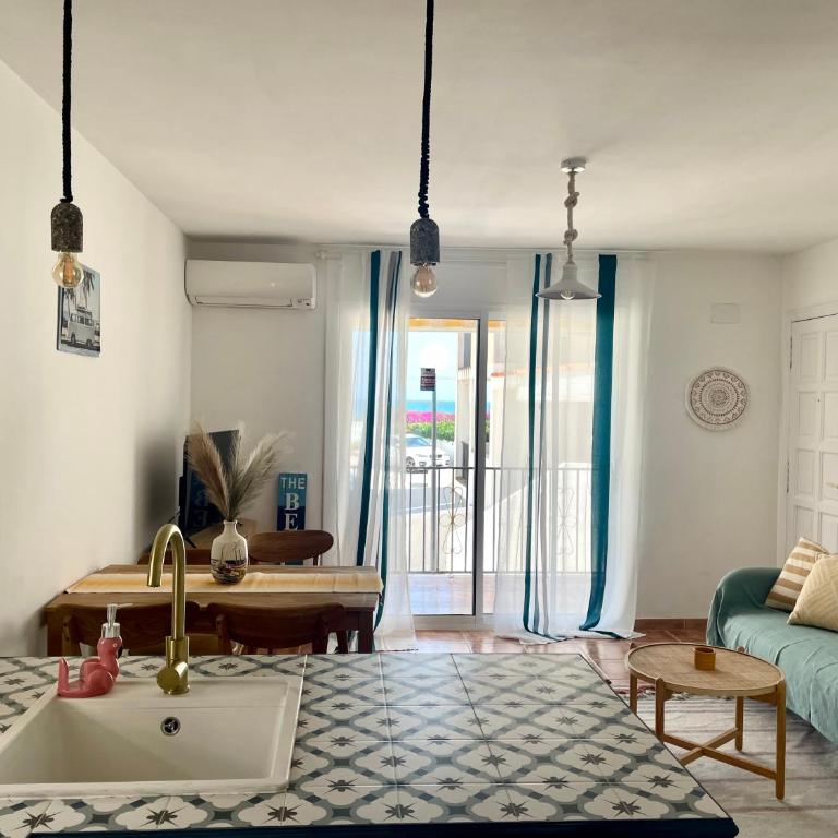 Ventana al mar - Two-Bedroom Apartment - 1