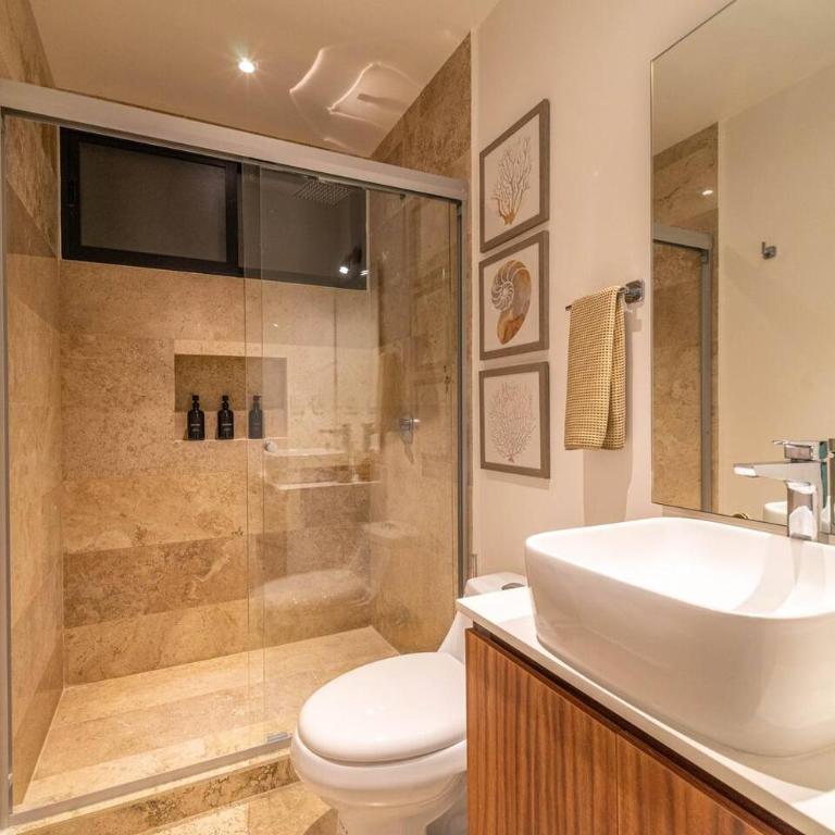 Lux Suite with Private Plunge Pool and Gym - Apartamento - 8