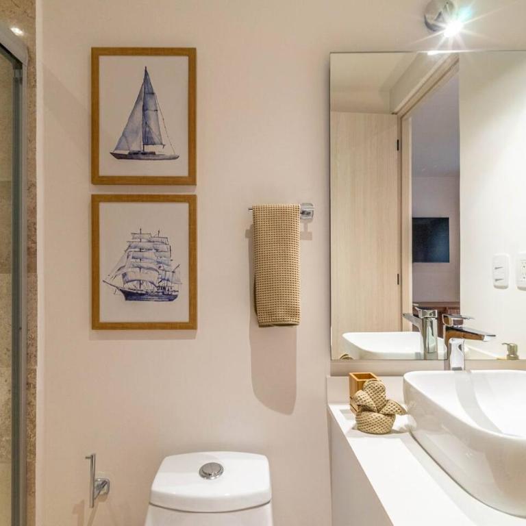 Lux Suite with Private Plunge Pool and Gym - Apartamento - 17