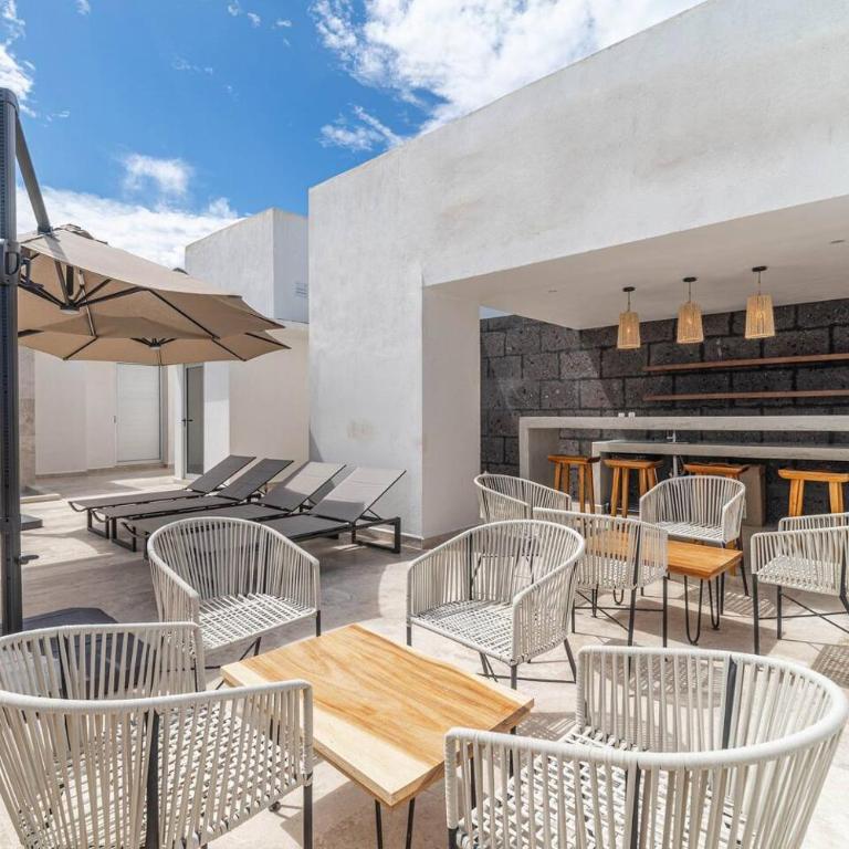 Lux Suite with Private Plunge Pool and Gym - Apartamento - 44