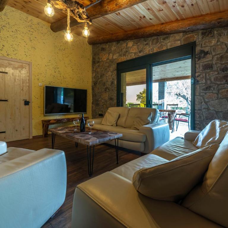 Rustic Cottage Montenegro Bridje - Two-Bedroom House - 24