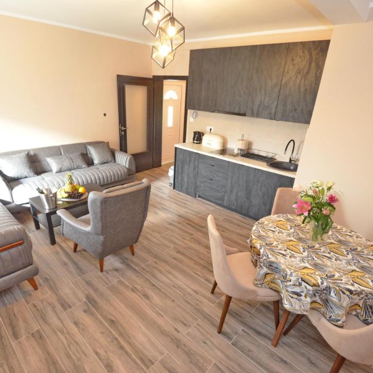 Apartments Orizzonte with beautiful view of the bay - Apartman sa 2 Spavaće Sobe - 9