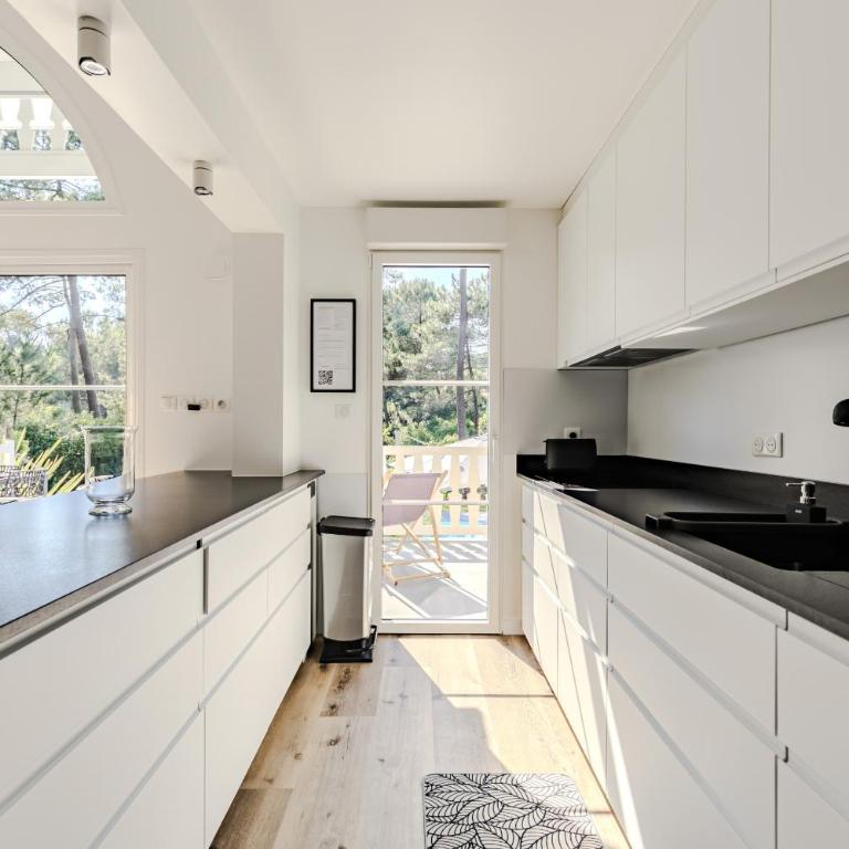 Villa rénovée,piscine chauffée, dans les pins à 4min de l'océan-AG29 - Villa avec Piscine Privée - 11