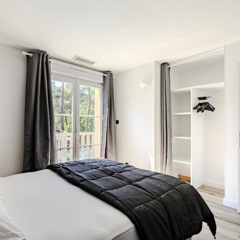 Villa rénovée,piscine chauffée, dans les pins à 4min de l'océan-AG29 - Villa avec Piscine Privée - 32