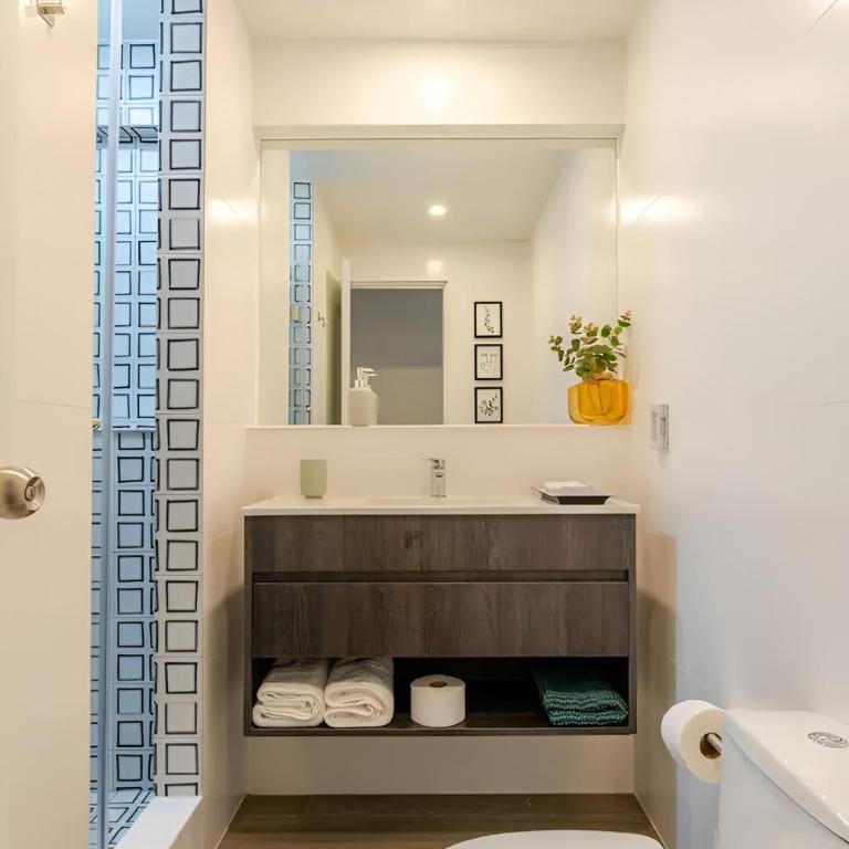 Premiere apartment in the heart of Barranco, a block away from Central restaurant - One-Bedroom Apartment - 16