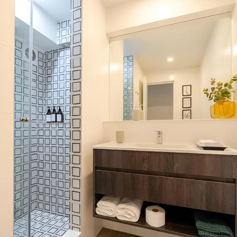 Premiere apartment in the heart of Barranco, a block away from Central restaurant - One-Bedroom Apartment - 17