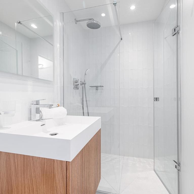 FEEL HOME - GRASSEUIL - Appartamento con 2 Camere da Letto e Vista Mare - 24