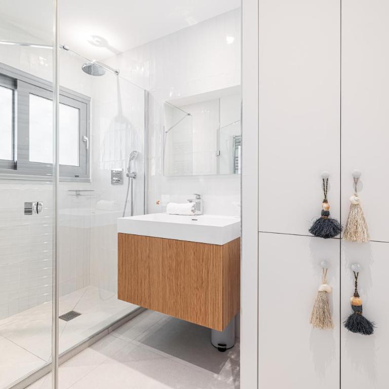 FEEL HOME - GRASSEUIL - Appartamento con 2 Camere da Letto e Vista Mare - 33