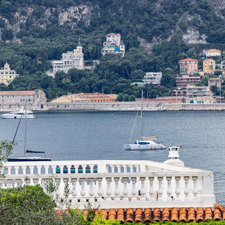 FEEL HOME - GRASSEUIL - Appartamento con 2 Camere da Letto e Vista Mare - 36