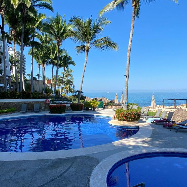 Condo Playa Esmeralda with ocean view - Apartamento de 3 dormitorios - 1