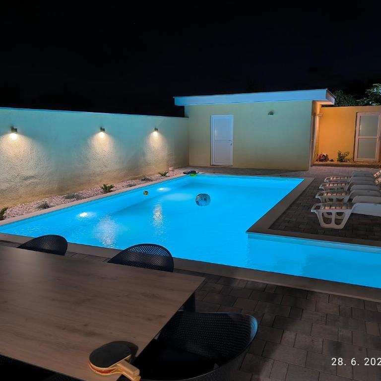 Villa Bona - Two-Bedroom Villa - 40