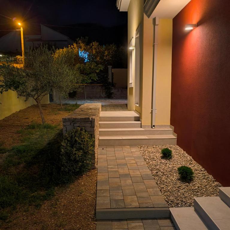 Villa Bona - Two-Bedroom Villa - 44
