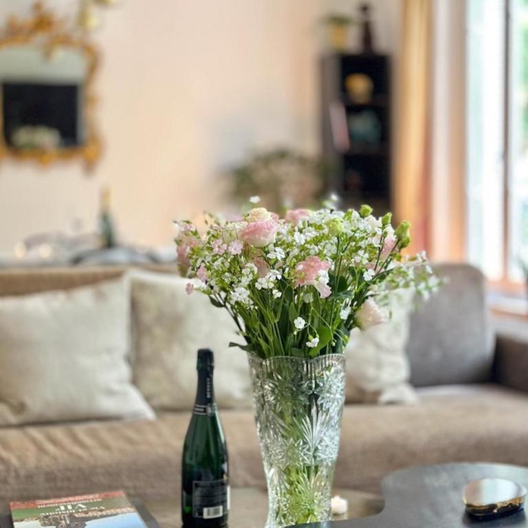 Charming French Style Apartment with Eiffel Tower View Prime Location Near Top Attractions - Appartement 2 Chambres avec Vue - 7