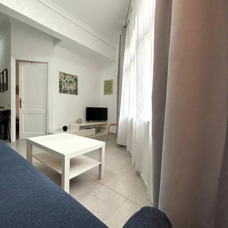 Luis Morote 2-C Apartamentos - Two-Bedroom Apartment - 18