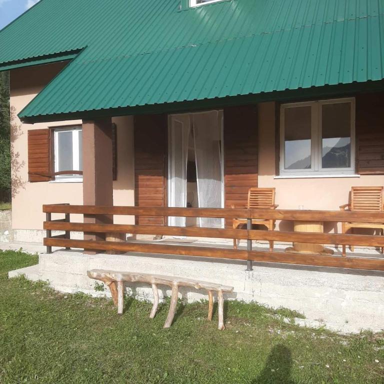 Wild Peace - Five-Bedroom House - 22