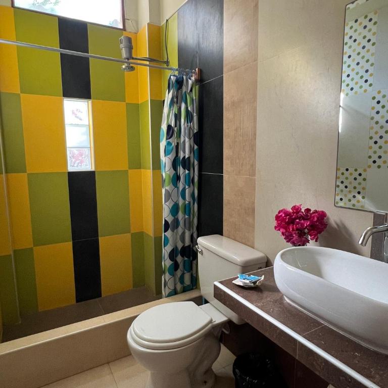 Stone House Mancora - Family Room with Private Bathroom - 3