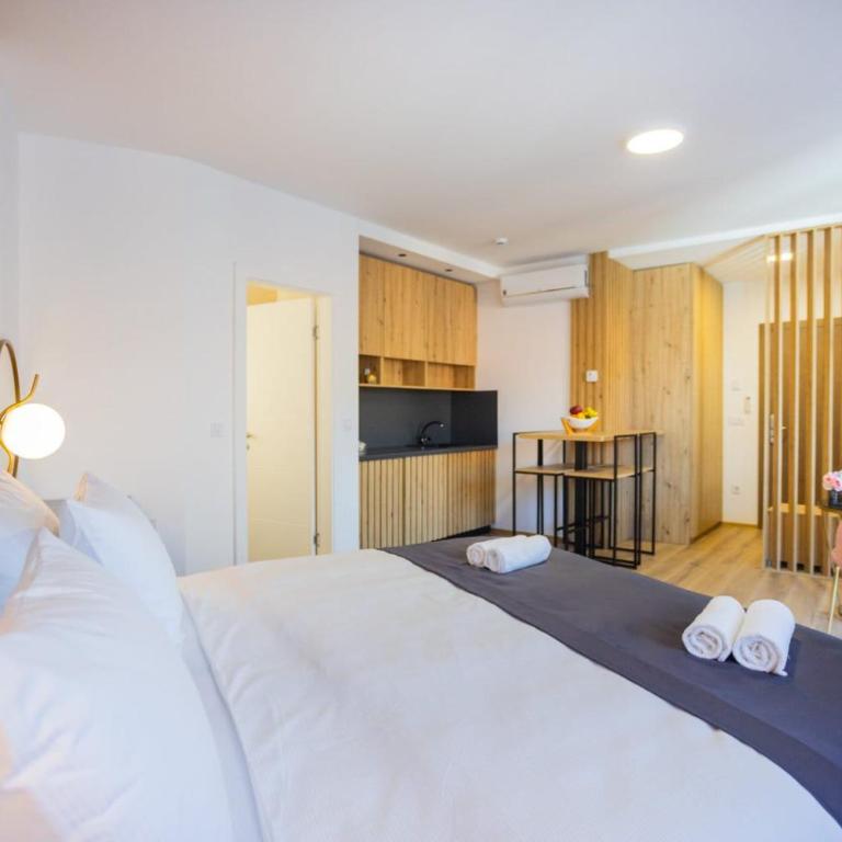 Happy House Old Town Luxury - Apartman sa 2 Spavaće Sobe i Terasom - 2