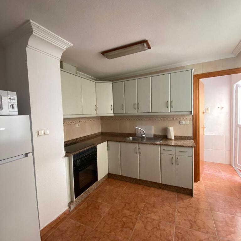 Corazón de Santa Pola - Casa de 3 dormitorios - 6