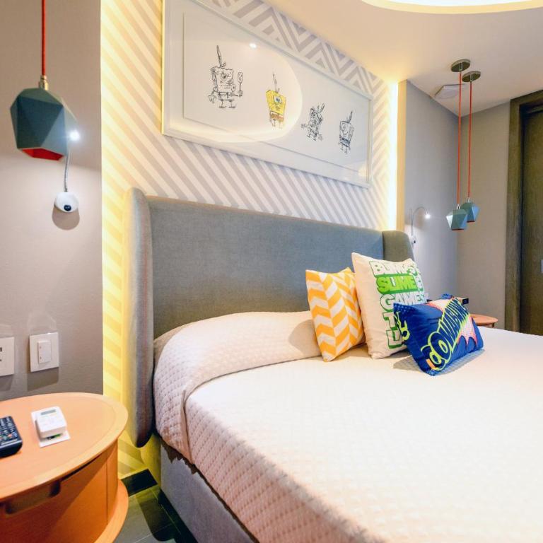 Nickelodeon Hotels & Resorts Riviera Maya - Gourmet All Inclusive by Karisma - Swim-Up Oceanfront Pool Deck Level King Suite - 6