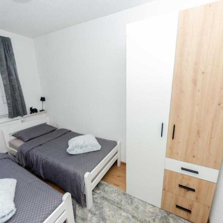 Apartment Center Korzo - Three-Bedroom Apartment - 3