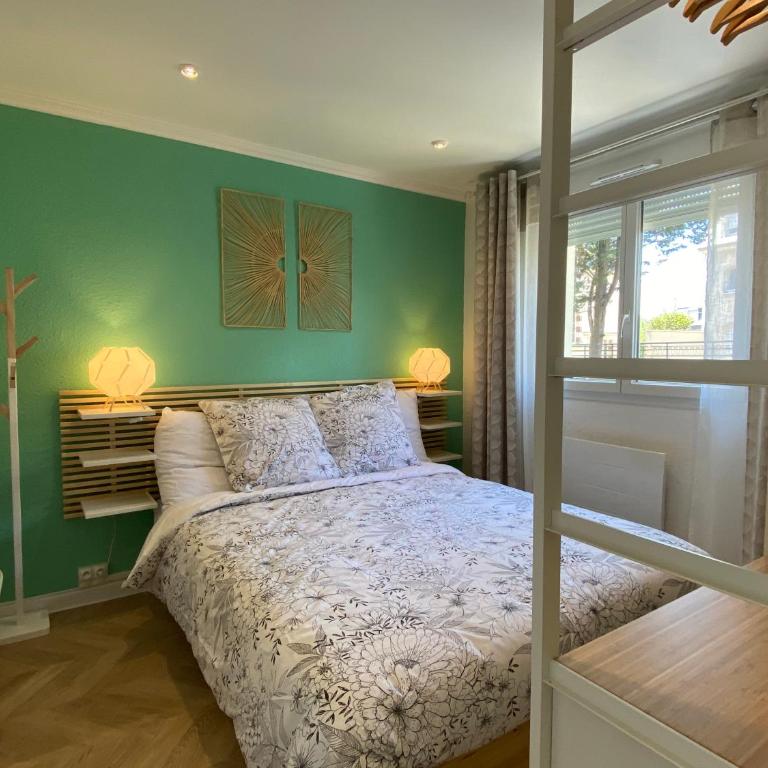 Chaleureux deux pièce coeur de ville avec parking privé - One-Bedroom Apartment - 7