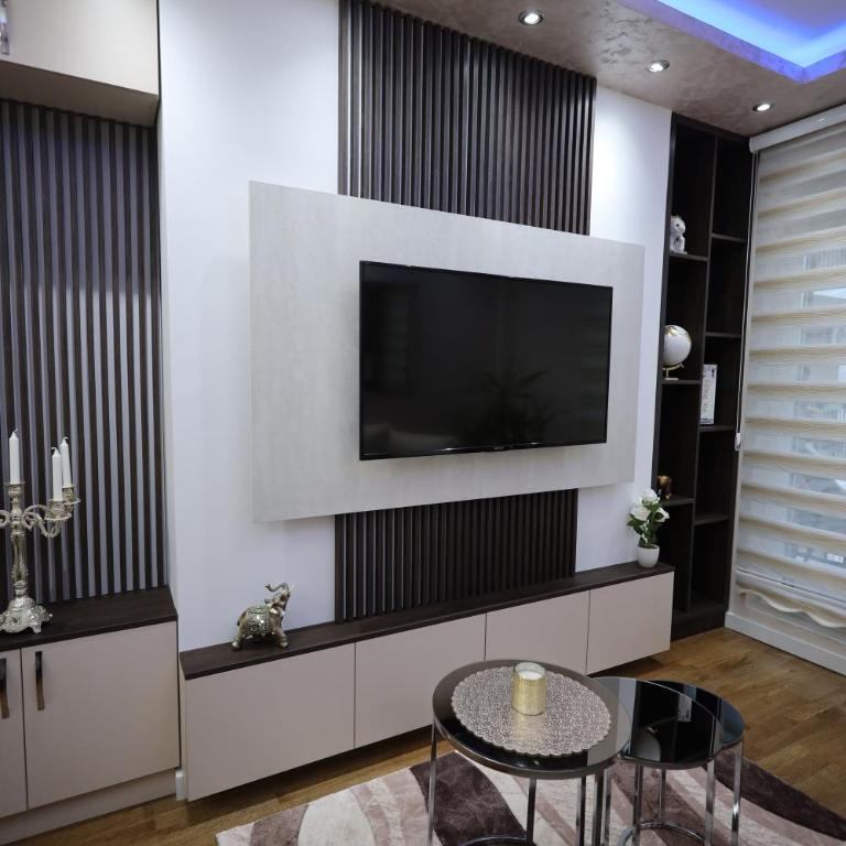 Imperial Lux Apartment - One-Bedroom Apartment - 27