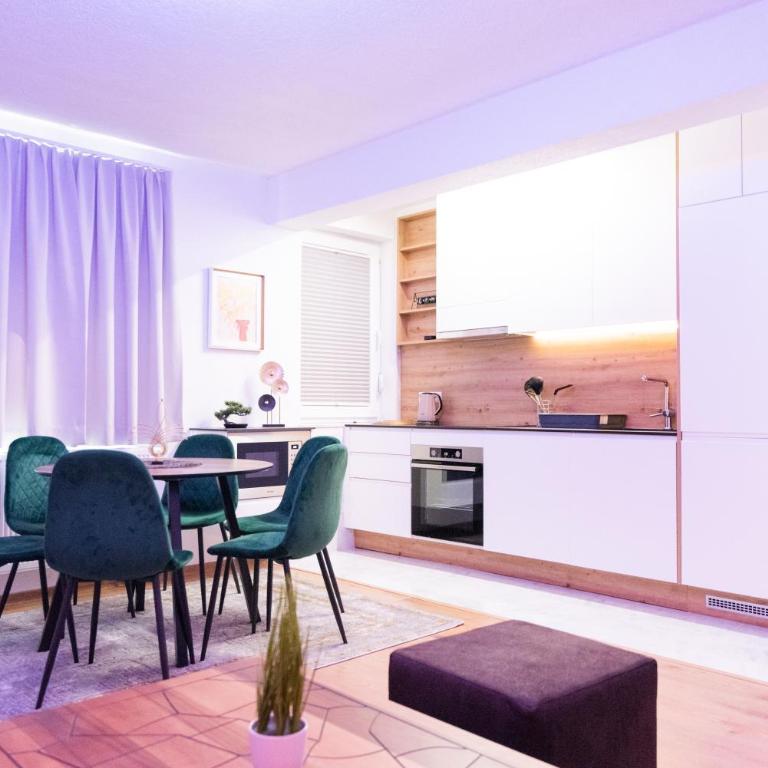 Apartment Center Korzo - Three-Bedroom Apartment - 38