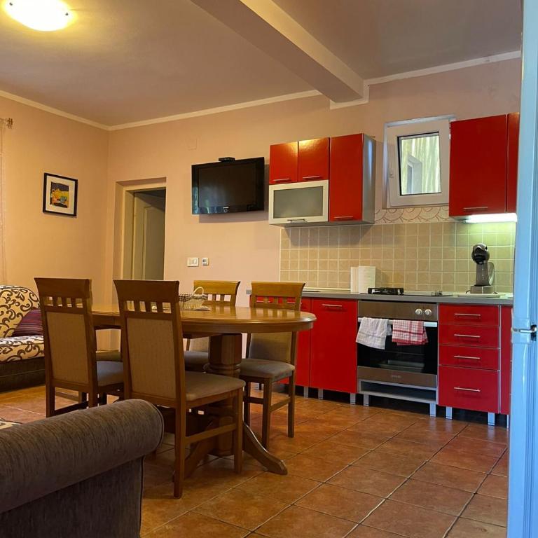 Apartments Villa-G Lustica - Apartman sa 2 Spavaće Sobe i Terasom - 11