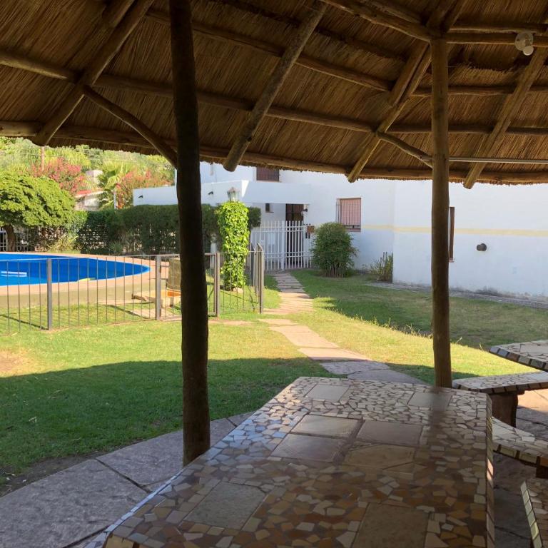 Complejo Los Pinos - Departamento de un dormitorio con parque y piscina - Apartamento de 1 dormitorio - 17