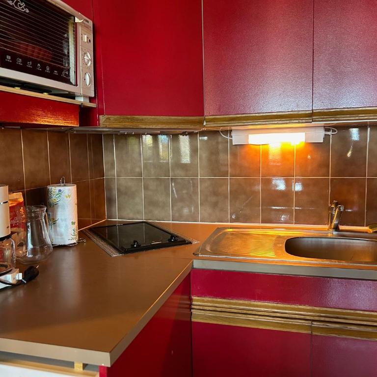 T2 Mezzanine Saint-Cyprien: Proche Plage, Parking Sécurisé, Équipé, Animaux Acceptés - FR-1-793-6 - Apartment - 5
