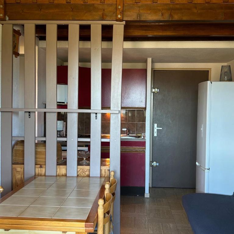 T2 Mezzanine Saint-Cyprien: Proche Plage, Parking Sécurisé, Équipé, Animaux Acceptés - FR-1-793-6 - Apartment - 9