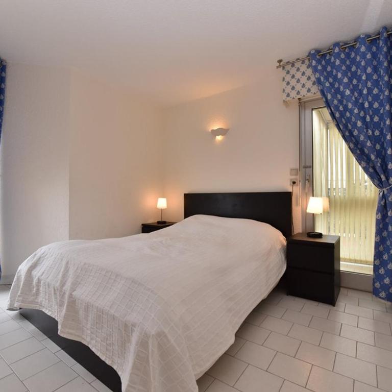 Beau T2 au Lavandou, vue mer, capacité 4, parking privé - FR-1-803-38 - Apartment - 2