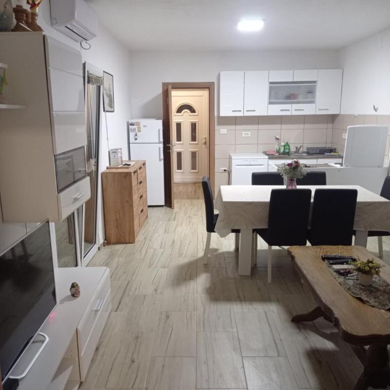 Apartment Potpara - Jednosoban stan - Apartman sa 1 Spavaćom Sobom - 1