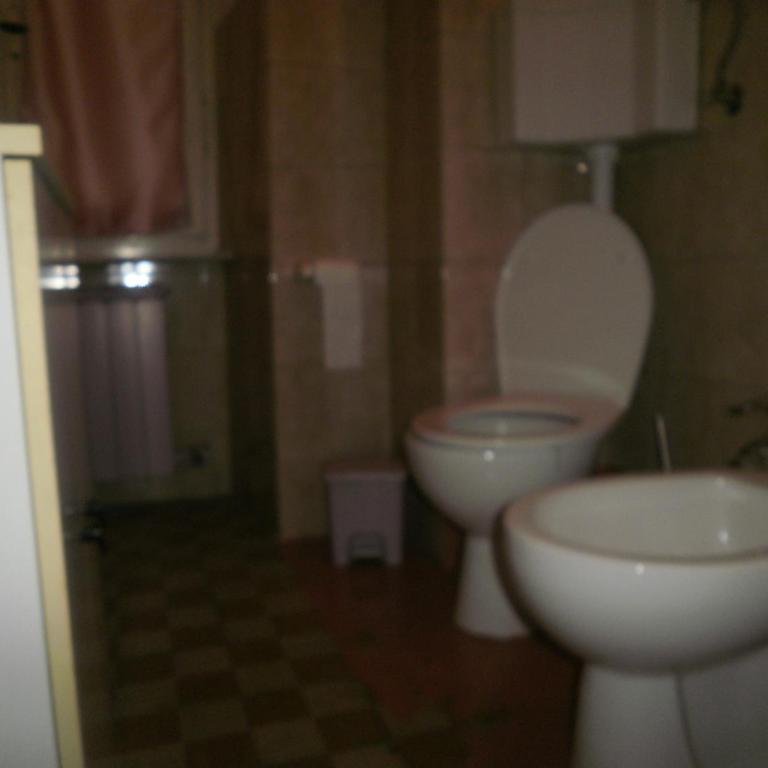 Guest House Erika - Camera Matrimoniale Deluxe (2 Adulti + 1 Bambino) - 5