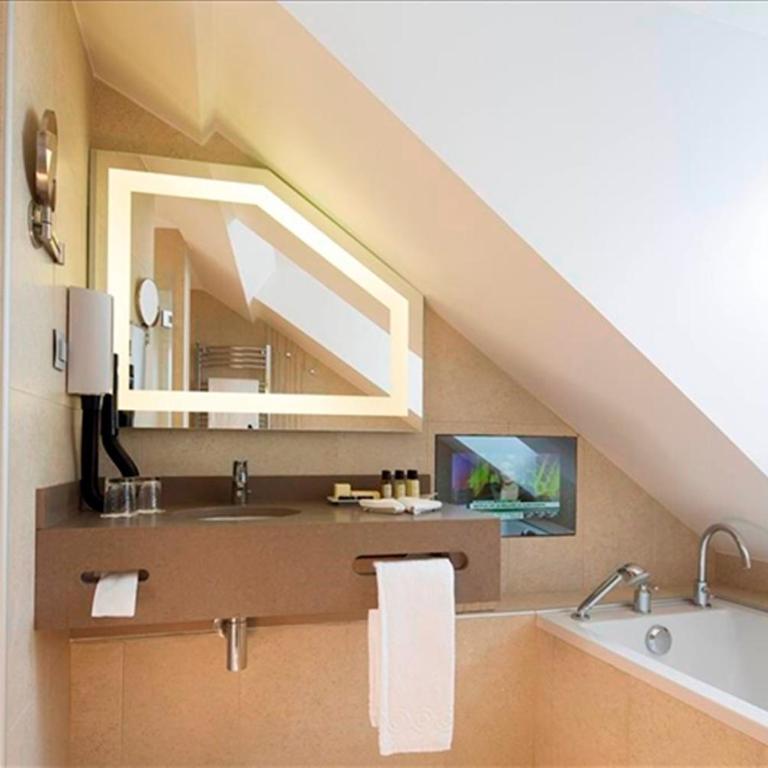 Hôtel Le Relais des Halles - Suite - 3