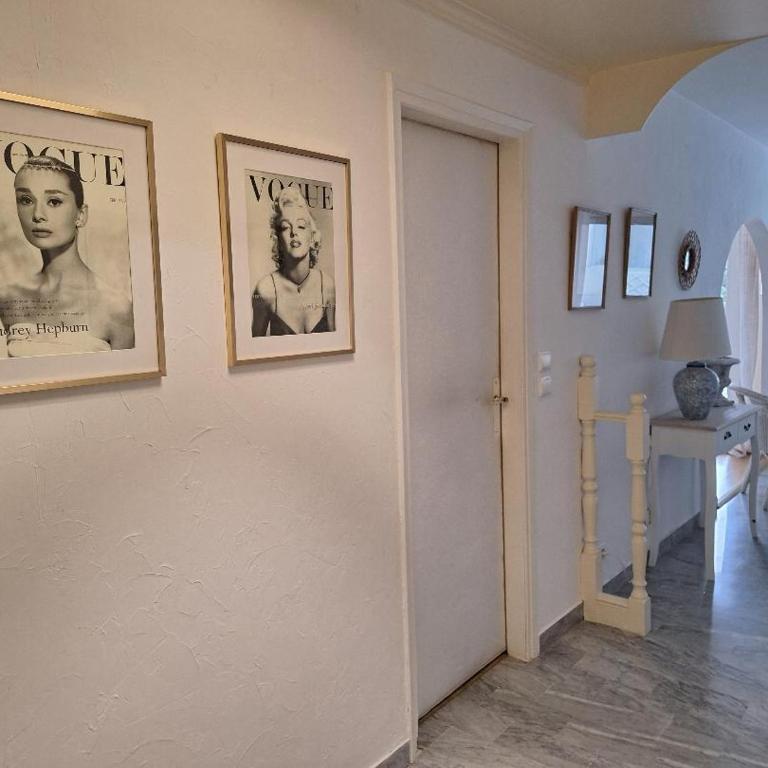 JUAN LES PINS Charming - One-Bedroom Apartment - 10