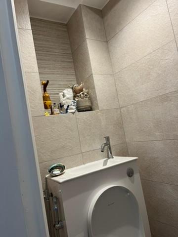 T2! 3 ou 4 personnes centre ville neuf avec garage - Apartamento de 1 dormitorio - 2