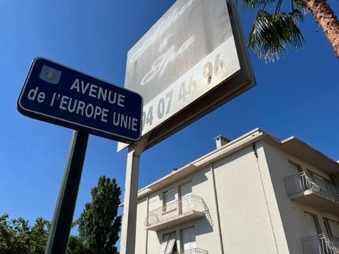 T2! 3 ou 4 personnes centre ville neuf avec garage - Apartamento de 1 dormitorio - 4