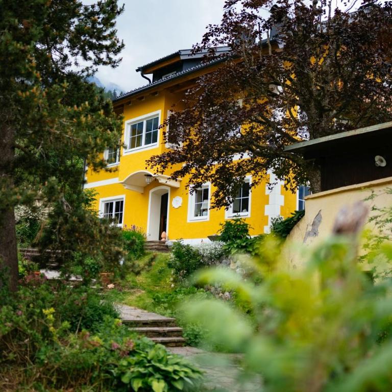 Binterhof Familie Mosser - Apartment with Balcony - 1
