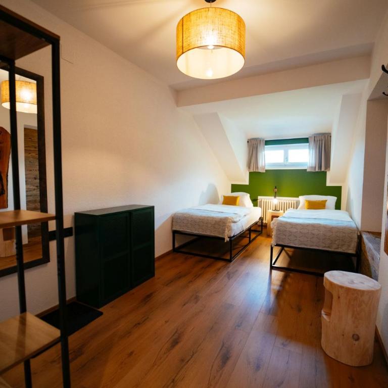 Binterhof Familie Mosser - Apartment with Balcony - 7