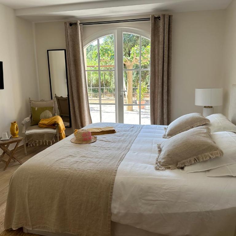 Le Clos des Sept Palmiers - Chambre double supérieure au rez-de-chaussée - 21
