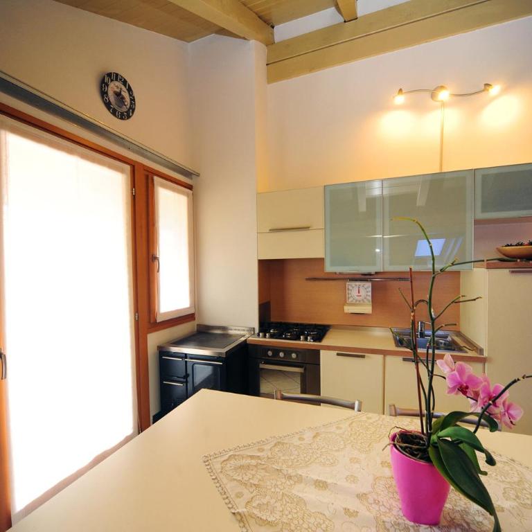 Appartamenti e Camere Veronica - Superior Apartment mit Balkon - 5