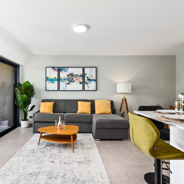 Luxueux appartement - Parking privé - Piscine - CC - Appartement 1 Chambre - 2
